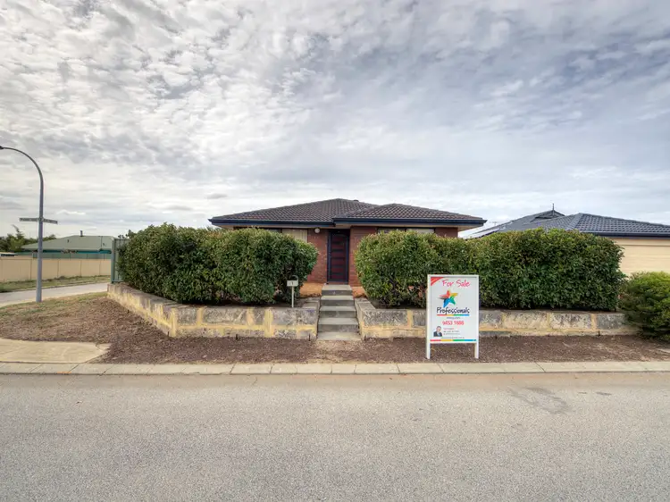 1 Pear Close, Forrestfield WA 6058