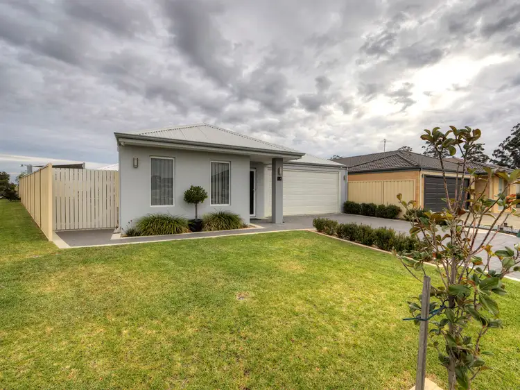 Fifth view of Homely house listing, 14 Kalil Fairway, Forrestfield WA 6058
