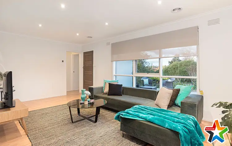 Second view of Homely house listing, 7 Holmes Road, Mooroolbark VIC 3138