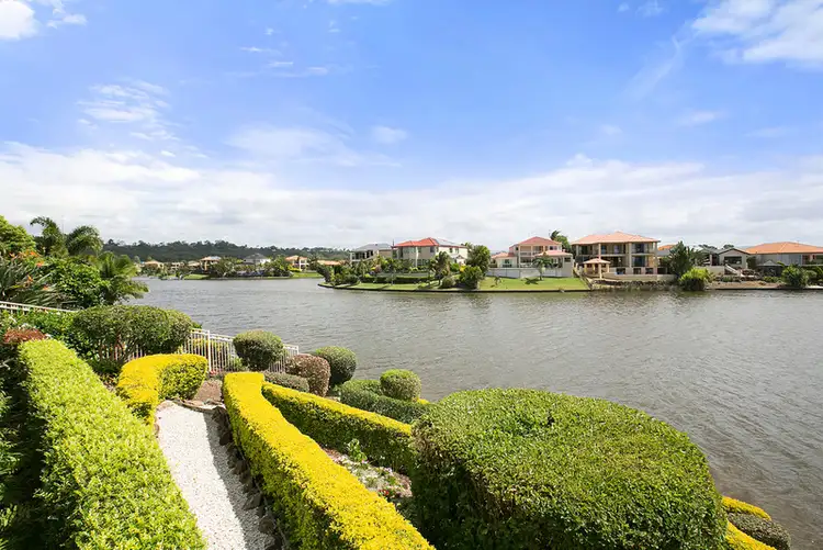 4/36 Beachcomber Court, Burleigh Waters QLD 4220