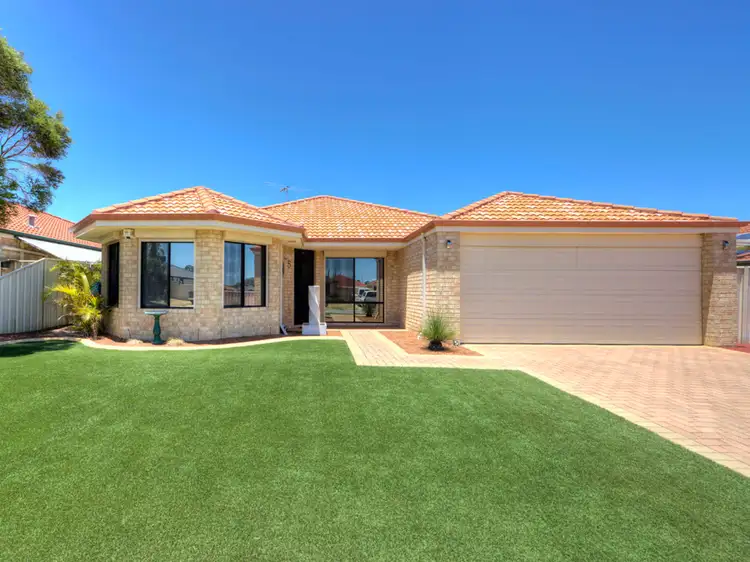 5 St John Road, Wattle Grove WA 6107