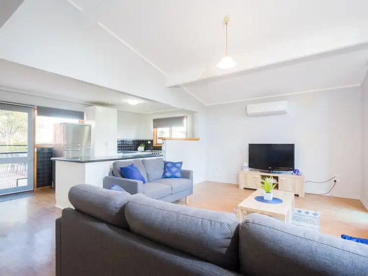 Fifth view of Homely house listing, 8 Jafer Court, Shepparton East VIC 3631
