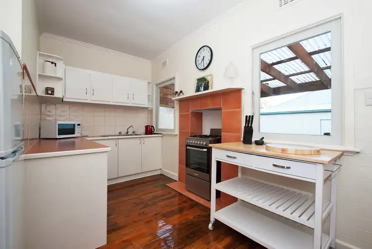 Fourth view of Homely house listing, 10 Charles Street, Mooroolbark VIC 3138