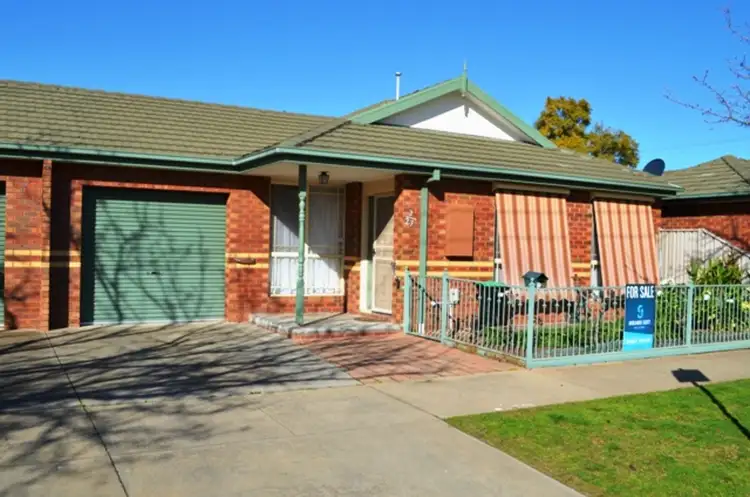 2/27 Barker Avenue, Shepparton VIC 3630