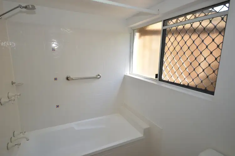 Seventh view of Homely unit listing, 2/672 Bruce Highway, Woree QLD 4868