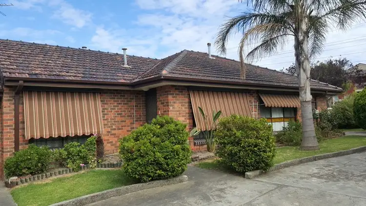 2/12 Brady Road, Dandenong North VIC 3175