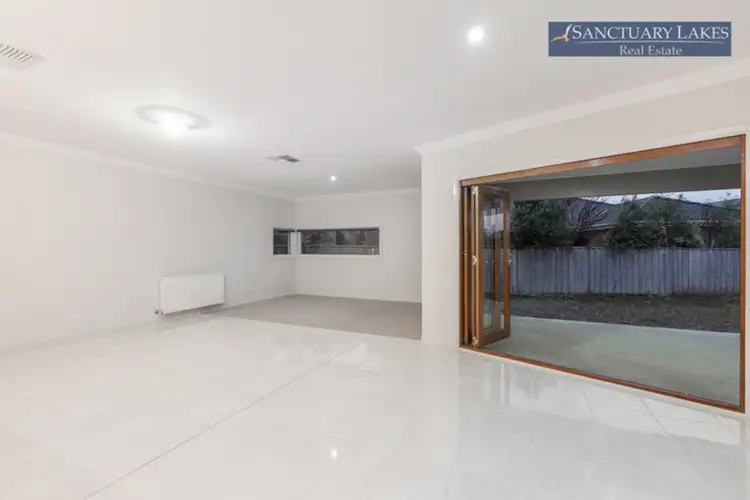 Sixth view of Homely house listing, 10 Meridian Close, Sanctuary Lakes VIC 3030
