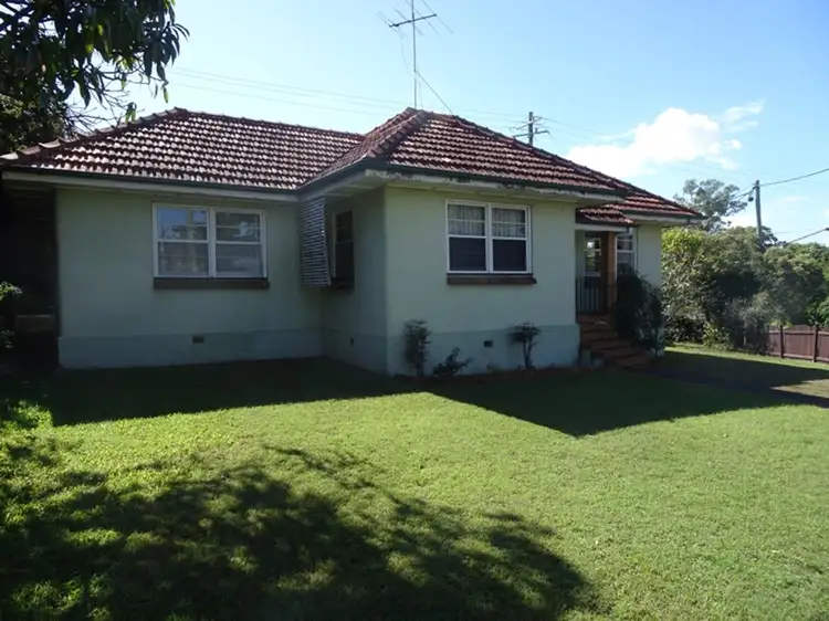 17 Lyon Avenue, Oxley QLD 4075