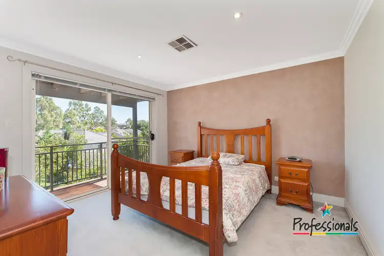 Sixth view of Homely semi-detached listing, 5 Scaranish Way, Macquarie Links NSW 2565
