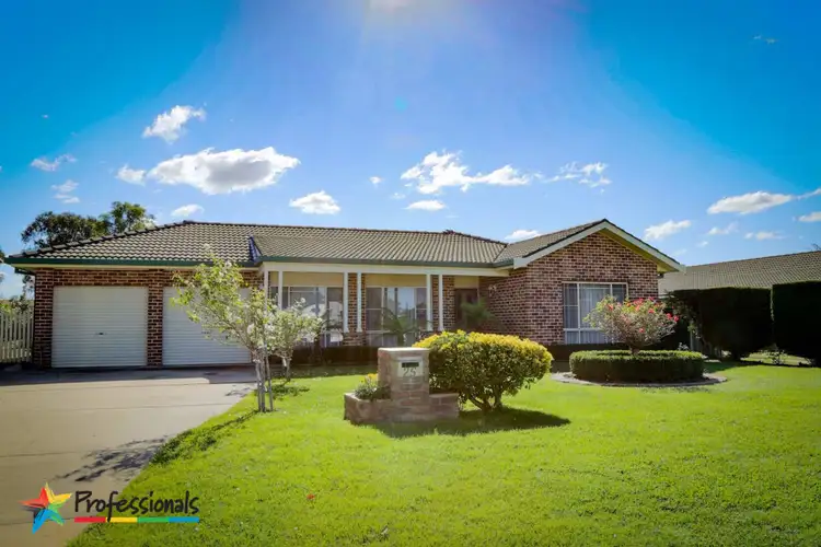 25 Loren Street, Eglinton NSW 2795