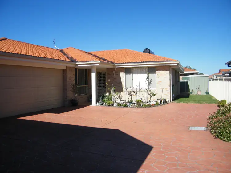 1b Annecy Court, Forster NSW 2428