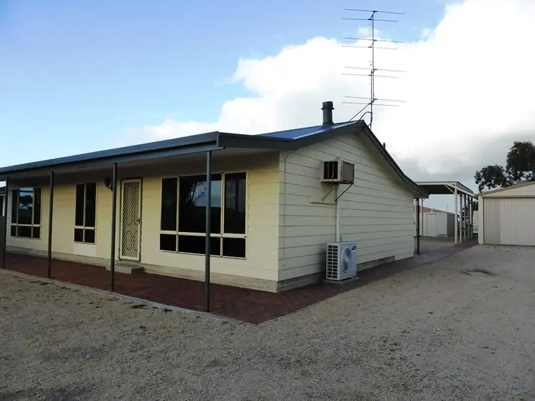11 Murdoch Crescent, Point Turton SA 5575