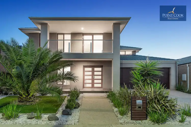 216 Saltwater Promenade, Point Cook VIC 3030