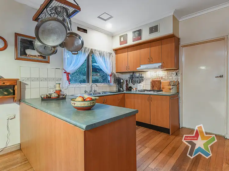 Sixth view of Homely house listing, 16 Ruthven Way, Ringwood East VIC 3135