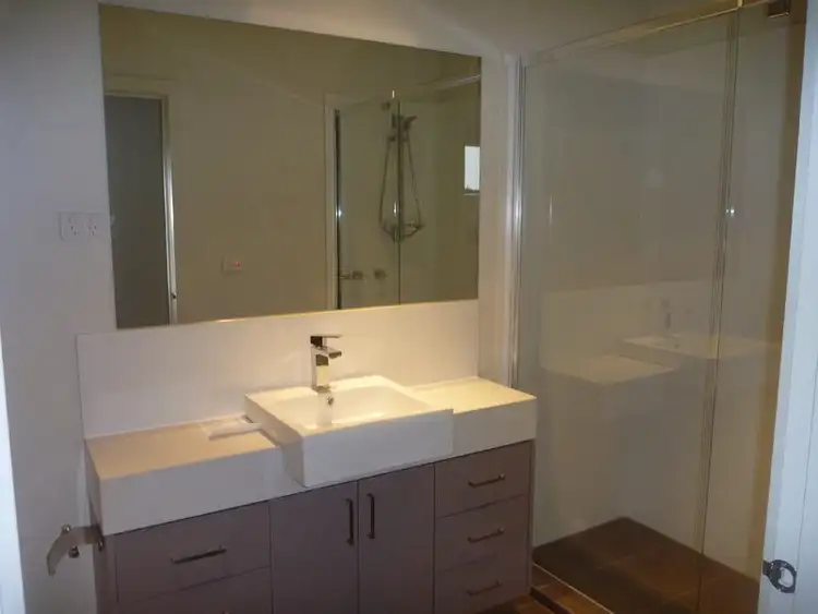 Fifth view of Homely apartment listing, 1/25 Byron Street, North Melbourne VIC 3051