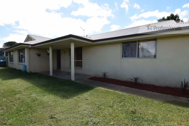 Main view of Homely house listing, 10 Blackman Court, Kelso NSW 2795