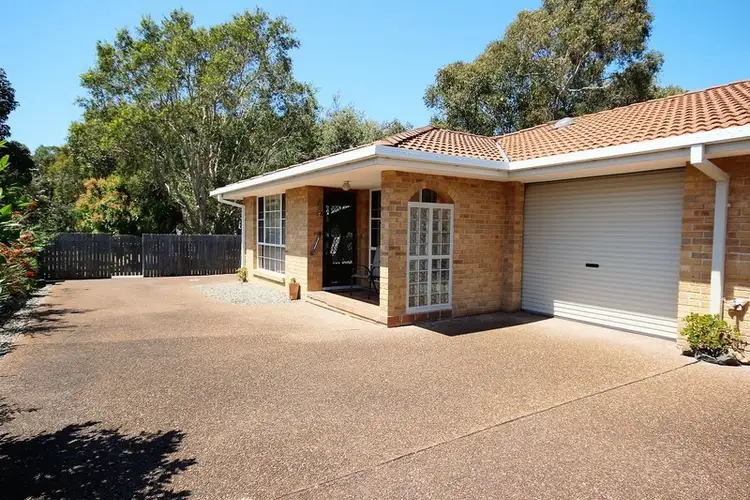 Main view of Homely villa listing, 2/92 Goldens Road, Forster NSW 2428