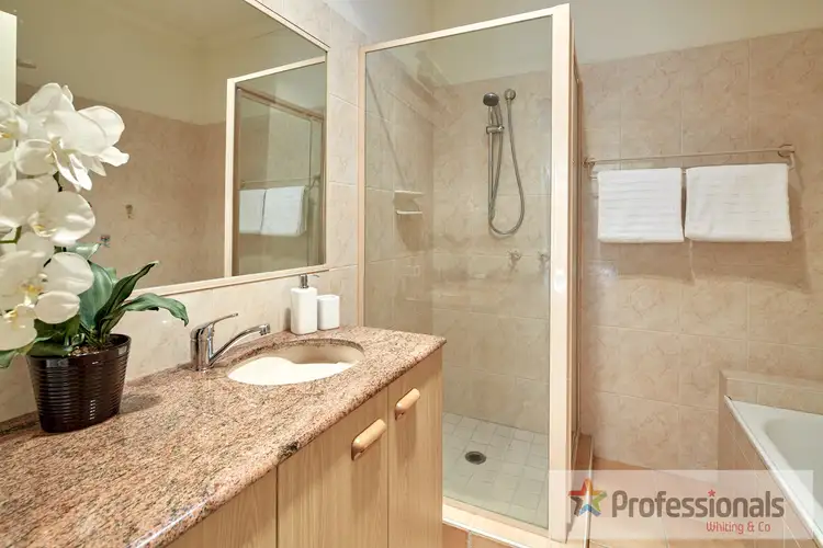 Sixth view of Homely townhouse listing, 3/223 Kambrook Road, Caulfield VIC 3162