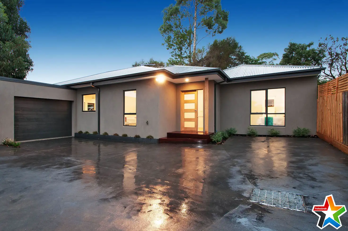 Main view of Homely unit listing, 40a Longfellow Avenue, Mooroolbark VIC 3138