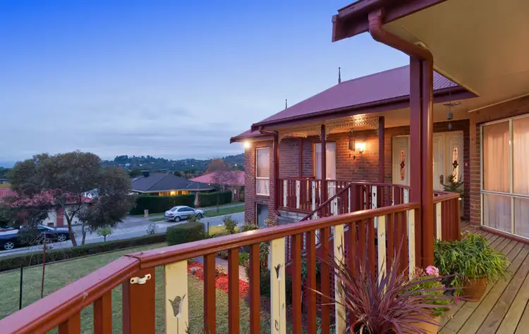 24 Clearwater Drive, Lilydale VIC 3140