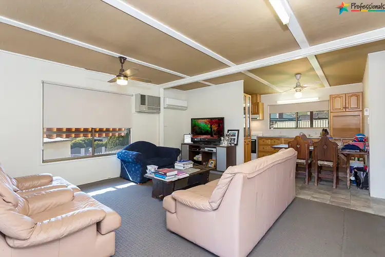 Fifth view of Homely house listing, 4 Hillcrest Avenue, Bellbridge VIC 3691