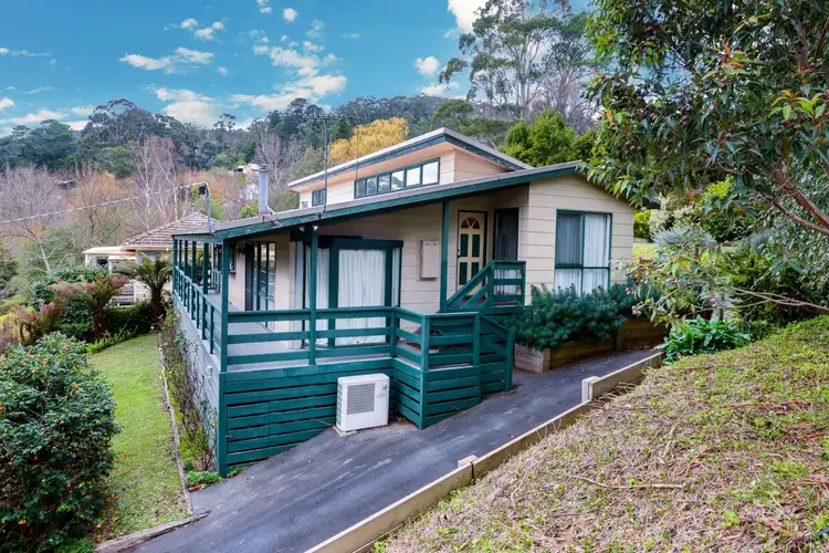 10 Station Road, Warburton VIC 3799