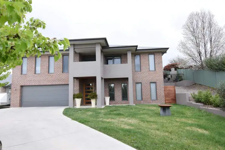 86 Cedar Drive, Bathurst NSW 2795