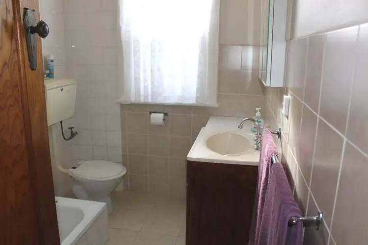Third view of Homely house listing, 8 Henderson Place, Mildura VIC 3500