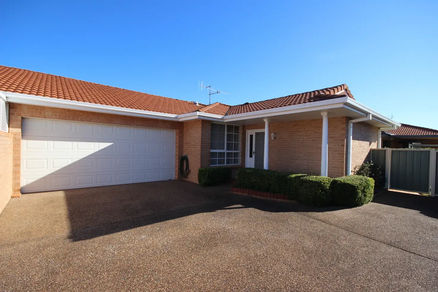 Main view of Homely villa listing, 2/62 Kenrose Street, Forster NSW 2428