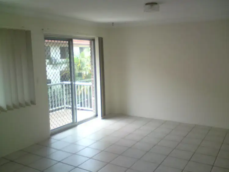 Second view of Homely unit listing, 4/19 Huth St, Labrador QLD 4215