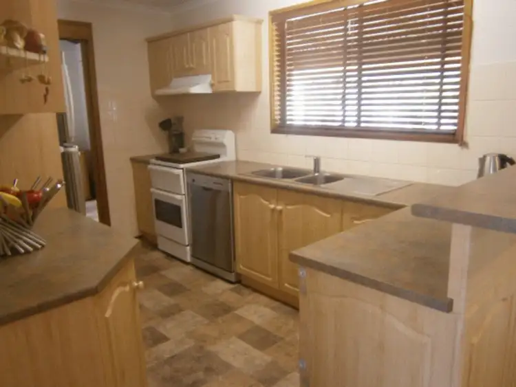Fifth view of Homely house listing, 10 Fergusson Court, Lyndoch SA 5351