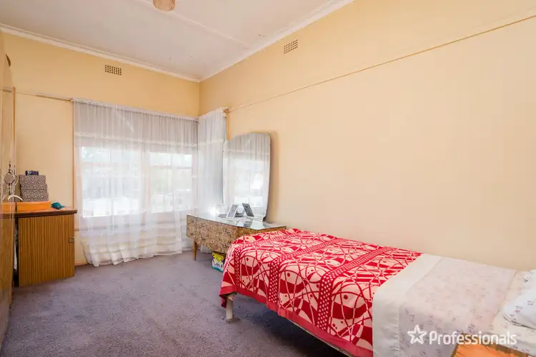 Seventh view of Homely house listing, 12 Loddon Avenue, Red Cliffs VIC 3496
