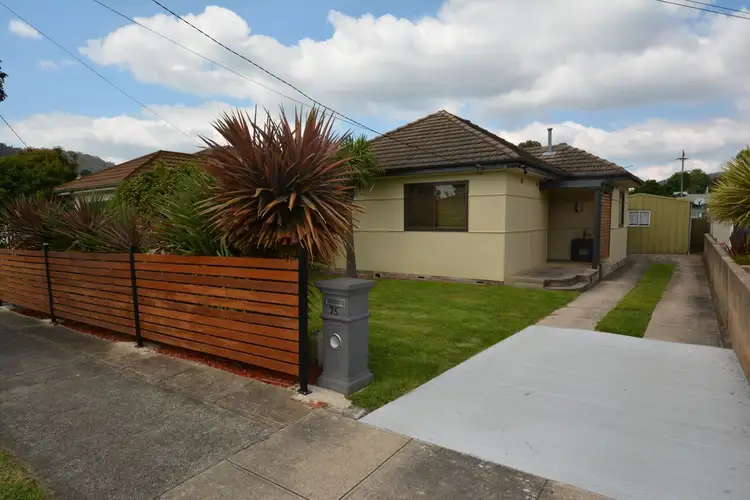 75 Rifle Parade, Lithgow NSW 2790