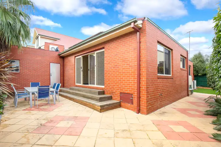 5/15 Station Road, Oak Park VIC 3046