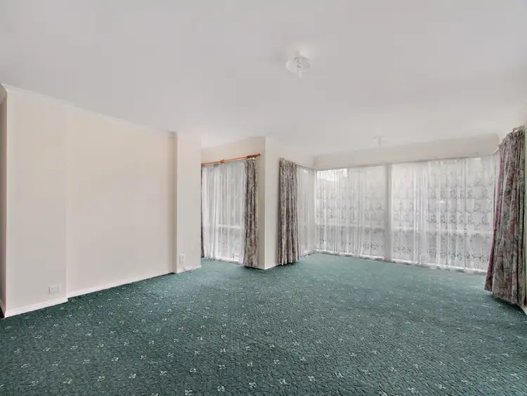 Fifth view of Homely house listing, 11 Karina Close, Croydon Hills VIC 3136