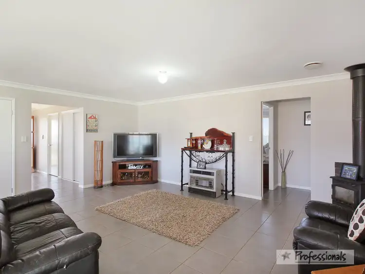 Sixth view of Homely house listing, 3 Hardman Close, Armidale NSW 2350