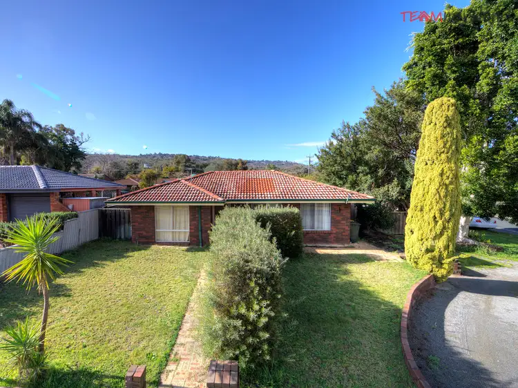 2 Almond Way, Forrestfield WA 6058