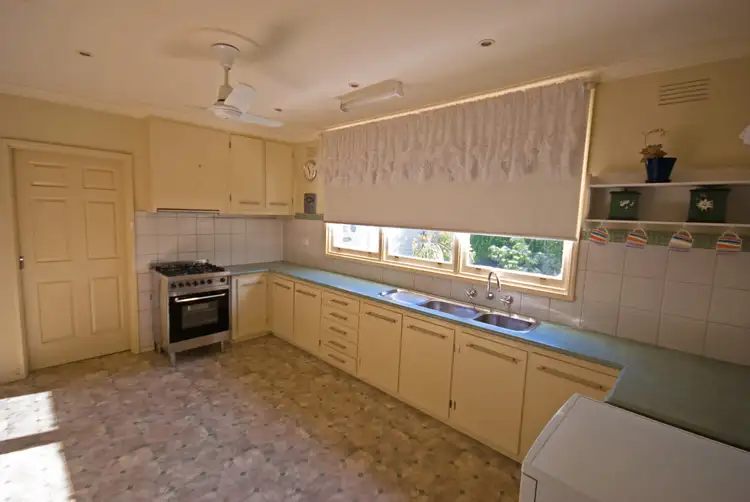 Seventh view of Homely house listing, 18 Princes Crescent, Shepparton VIC 3630