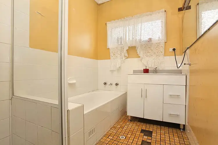 Fourth view of Homely house listing, 39 Avisford Street, Fairfield NSW 2165