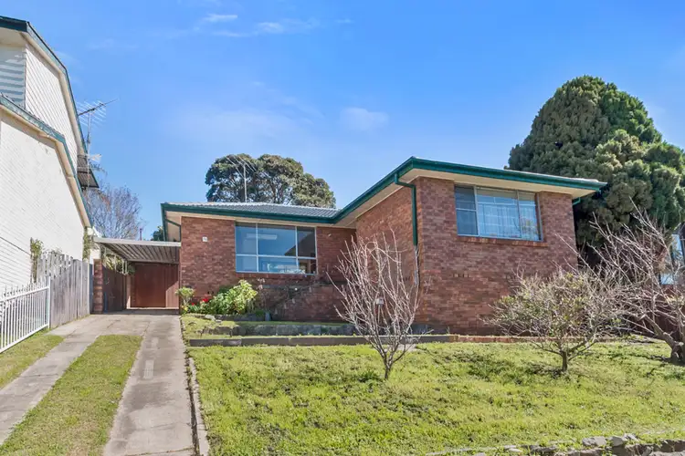 49 Phoenix Crescent, Casula NSW 2170