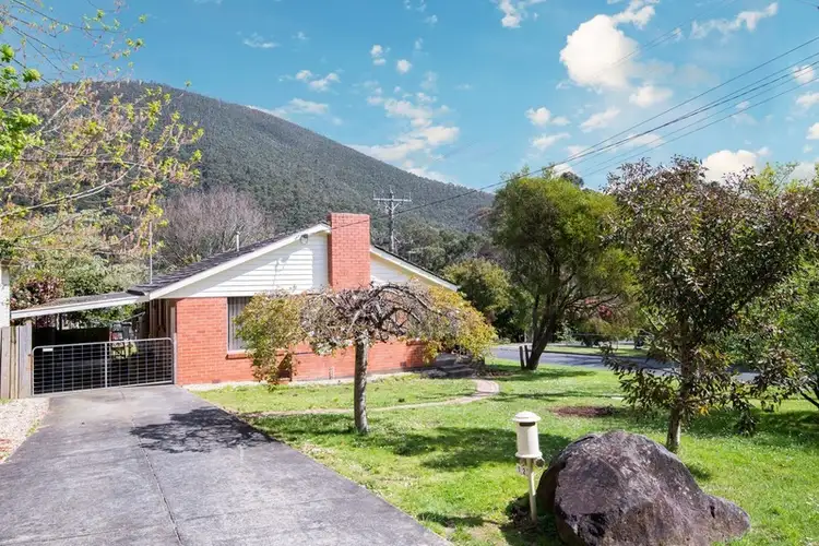 12 Derby Street, Warburton VIC 3799
