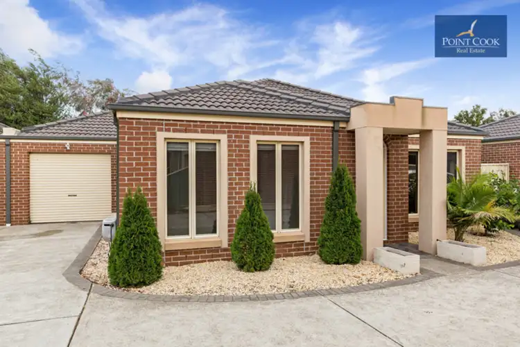 2/11 Covent Gardens, Point Cook VIC 3030