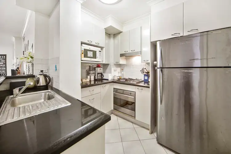 Third view of Homely apartment listing, 18/1-5 Harwood Street, Pyrmont NSW 2009