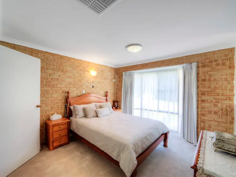 Sixth view of Homely house listing, 5 Preece Court, Forrestfield WA 6058