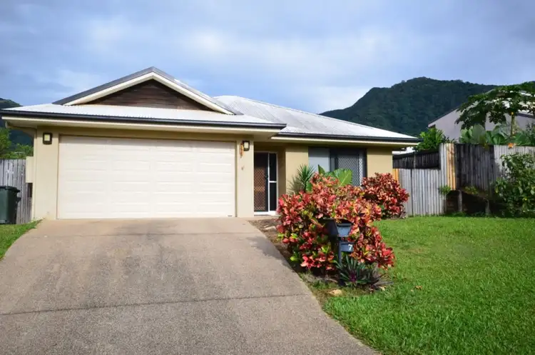 7 LYNDON Close, Bentley Park QLD 4869