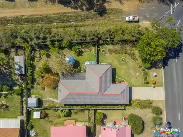 Third view of Homely house listing, 2 The Boulevarde, Armidale NSW 2350