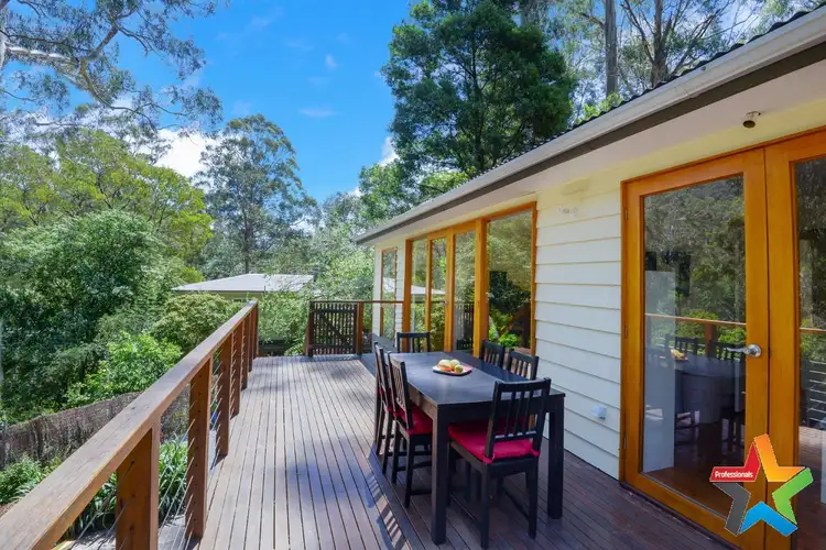 12 Cecil Street, Warburton VIC 3799