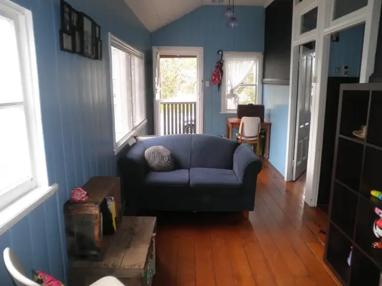 Fourth view of Homely semi-detached listing, 1/8 Dorall Street, Kippa-ring QLD 4021