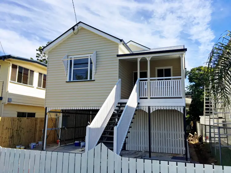 119 Palm Avenue, Shorncliffe QLD 4017