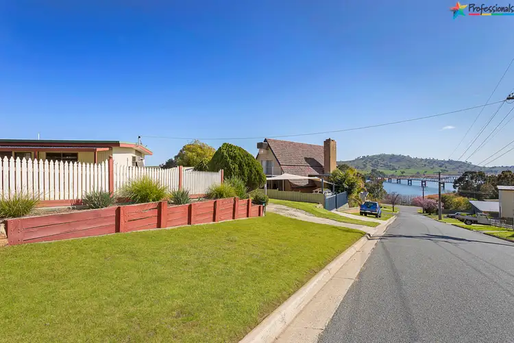Second view of Homely house listing, 4 Hillcrest Avenue, Bellbridge VIC 3691